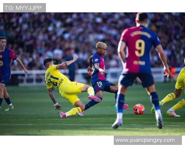 巴里与巴勒莫激战正酣谁能在意甲赛场上笑到最后